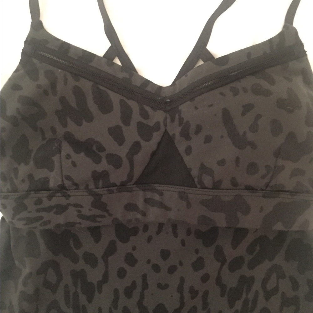 Lululemon work out top